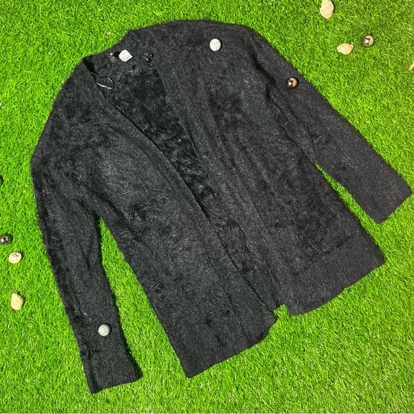 H&M Tops - H&M full fur cardigan ⛔️FIXED FIXED FIXED NO OFFERS PLZ⛔️